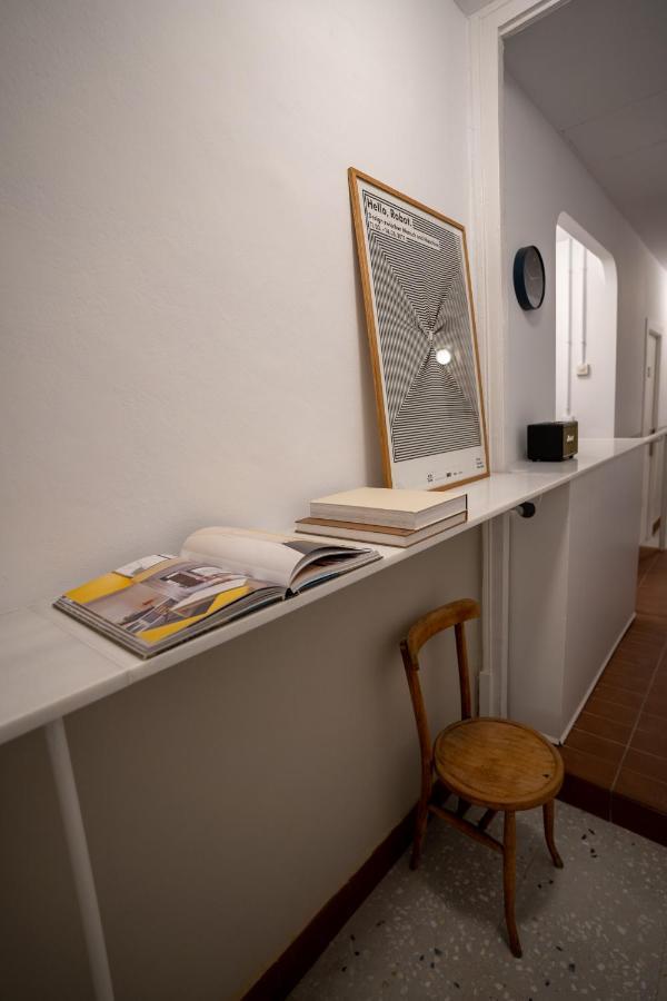 Hostal Hera Barcelona Exterior foto