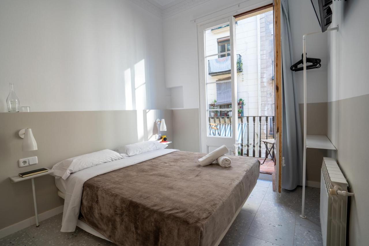 Hostal Hera Barcelona Exterior foto